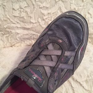 Sketchers Relaxed Fit Breathe Easy Women’s Sneaker